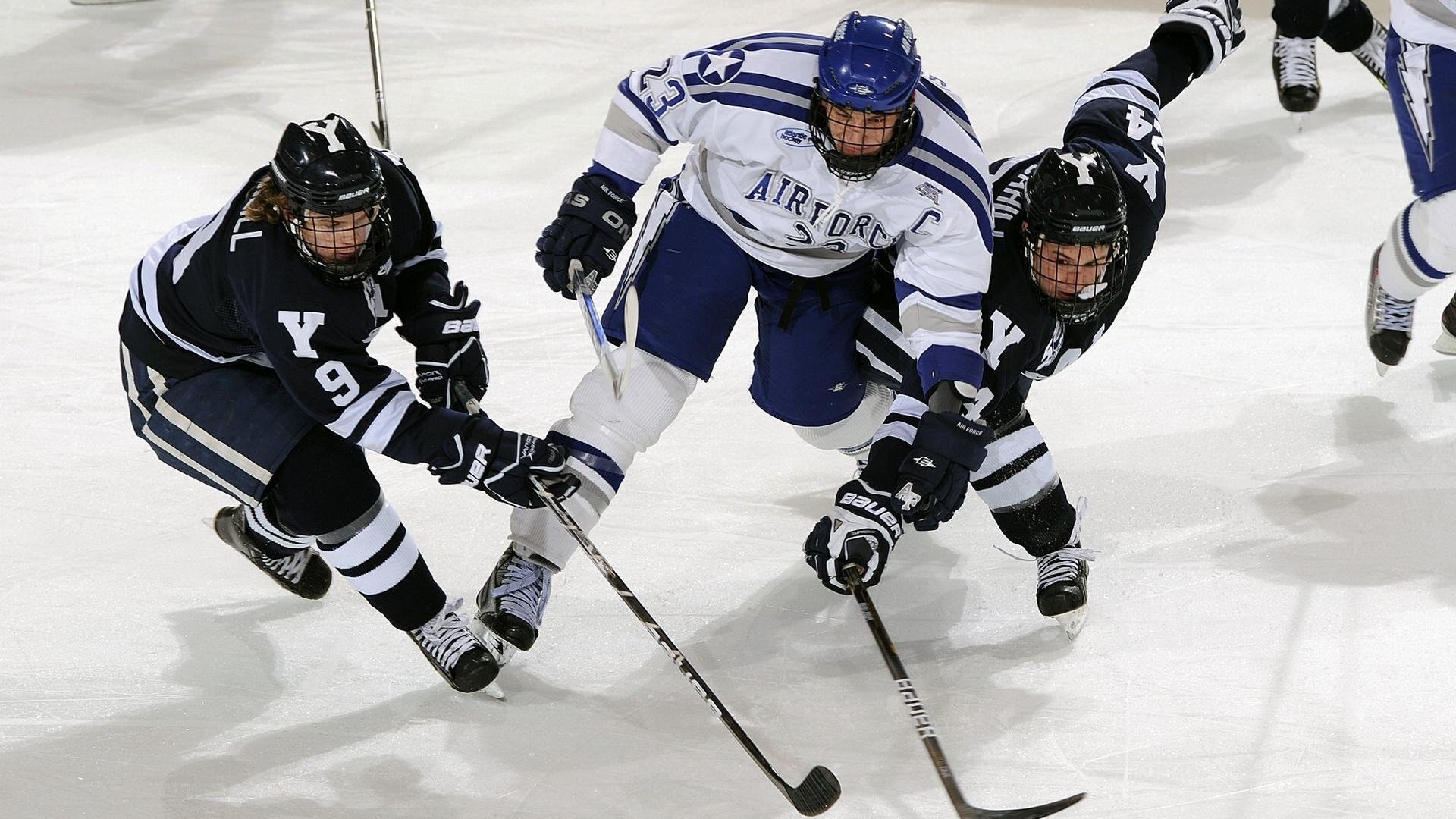 赖因德斯与福登的默契配合为曼城创造更多进攻机会，赖登福现象